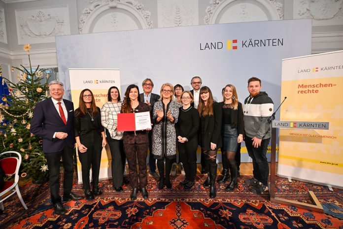 Der Kärntner Menschenrechtspreis 2024 wurde in feierlichem Rahmen in der Landesregierung verliehen. Foto: LPD Kärnten/Bauer